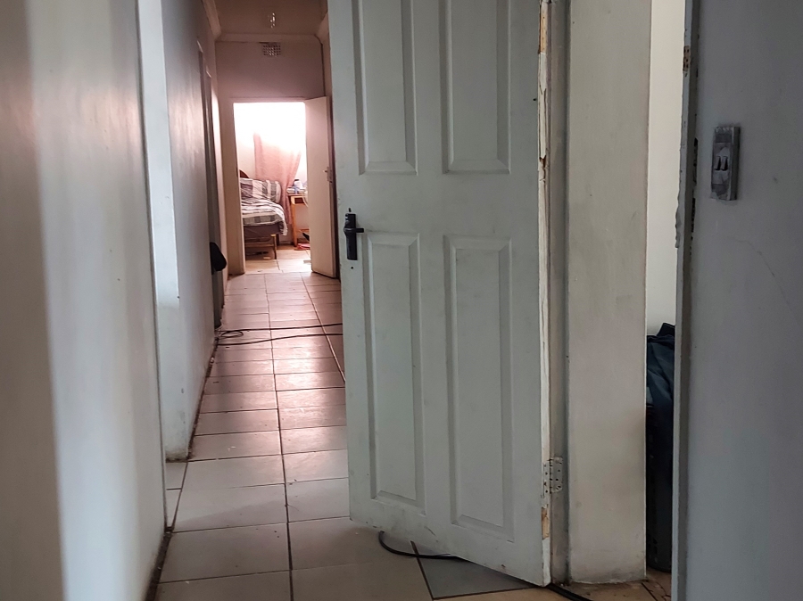 4 Bedroom Property for Sale in Oos Einde North West
